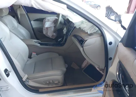 2015 Cadillac Ats Luxury z USA, uszkodzony, nr VIN 1G6AH5RX6F0127681